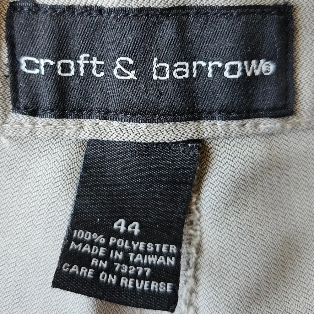 Croft & Barrow Mens Tan Gray Pleated Front Micro Textured Casual Shorts Size 44
